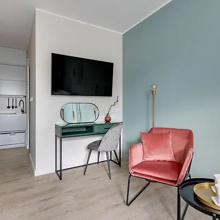 Ξενοδοχείο με διαμερίσματα Aura 40 Center By Downtown