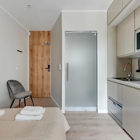 Aura 40 Center By Downtown